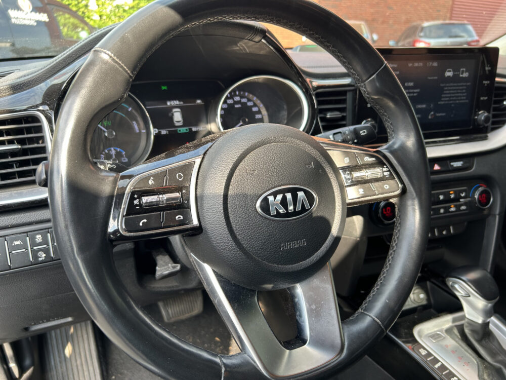 Kia Ceed Sportswagon 1.6 GDI PHEV DynamicLine // FULL LED // ADAPTIVE CRUISE // APPLE CARPLAY / ANDROID AUTO // CAMERA 6