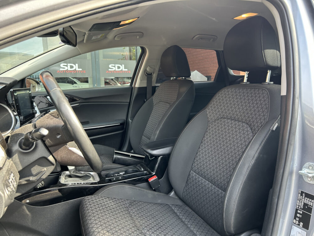 Kia Ceed Sportswagon 1.6 GDI PHEV DynamicLine // FULL LED // ADAPTIVE CRUISE // APPLE CARPLAY / ANDROID AUTO // CAMERA 8