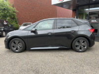 CUPRA Born Business Plus 62 kWh // ADAPT. CRUISE // FULL LED // CAMERA+SENSOREN // SFEERVERLICHTING // NAVI+CARPLAY // 34