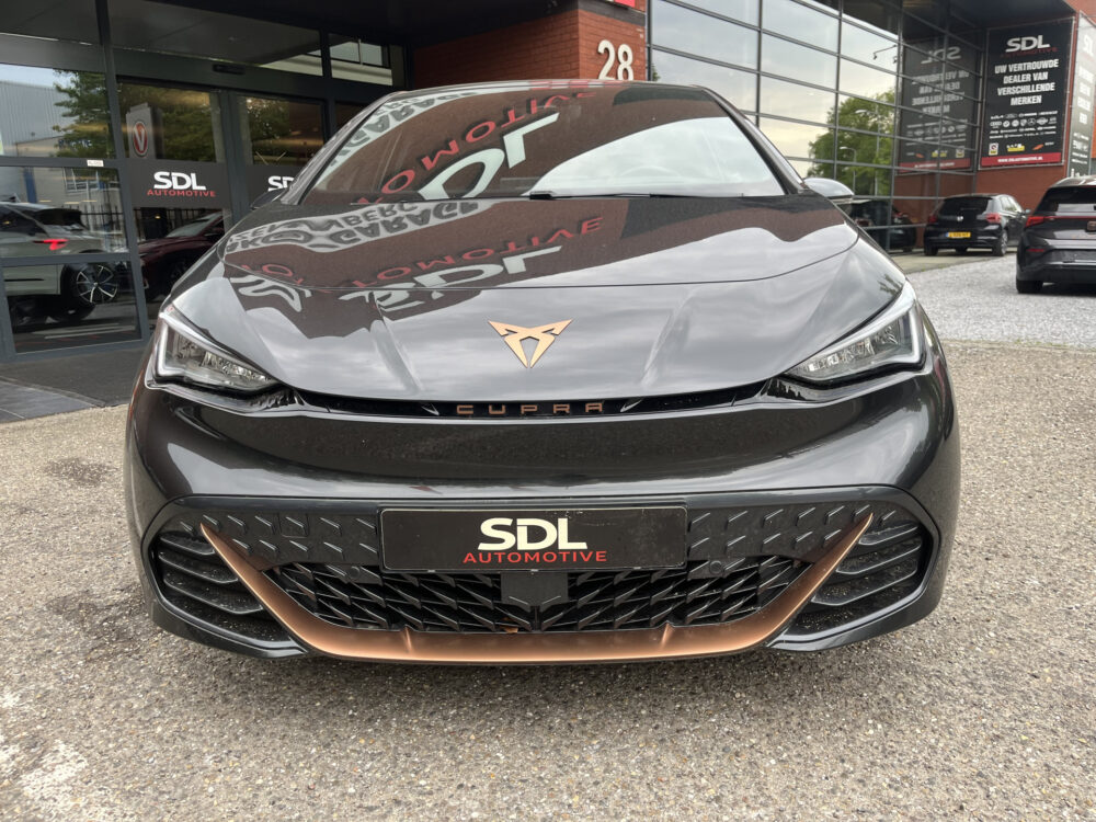 CUPRA Born Business Plus 62 kWh // ADAPT. CRUISE // FULL LED // CAMERA+SENSOREN // SFEERVERLICHTING // NAVI+CARPLAY // 9
