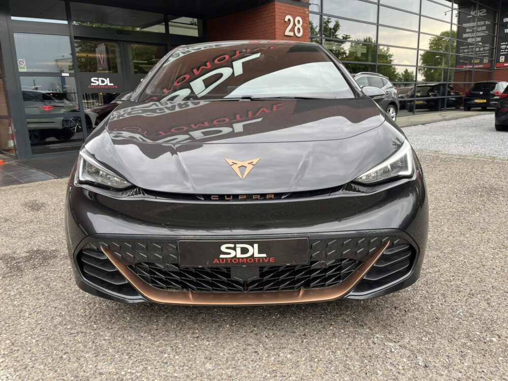 CUPRA Born Business Plus 62 kWh // ADAPT. CRUISE // FULL LED // CAMERA+SENSOREN // SFEERVERLICHTING // NAVI+CARPLAY // 26