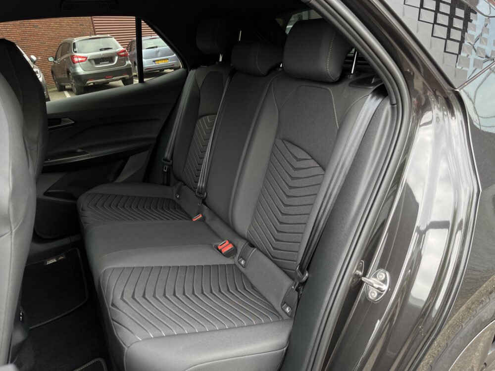 CUPRA Born Business Plus Copper 62 kWh // ADAPT. CRUISE // FULL LED // CAMERA+SENSOREN // SFEERVERLICHTING // NAVI+CARPLAY // 29