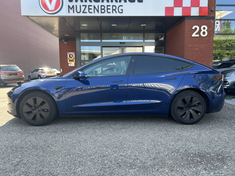 Tesla Model 3 HIGHLAND RWD 60KWH // PANO // CAMERA // ADAPTIVE CRUISE // SFEERVERLICHTING // LEDER 3