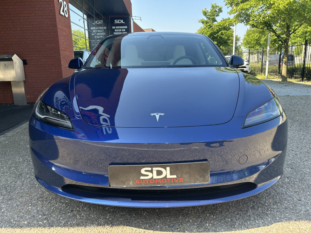 Tesla Model 3 HIGHLAND RWD 60KWH // PANO // CAMERA // ADAPTIVE CRUISE // SFEERVERLICHTING // LEDER 4