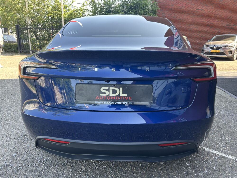 Tesla Model 3 HIGHLAND RWD 60KWH // PANO // CAMERA // ADAPTIVE CRUISE // SFEERVERLICHTING // LEDER 5