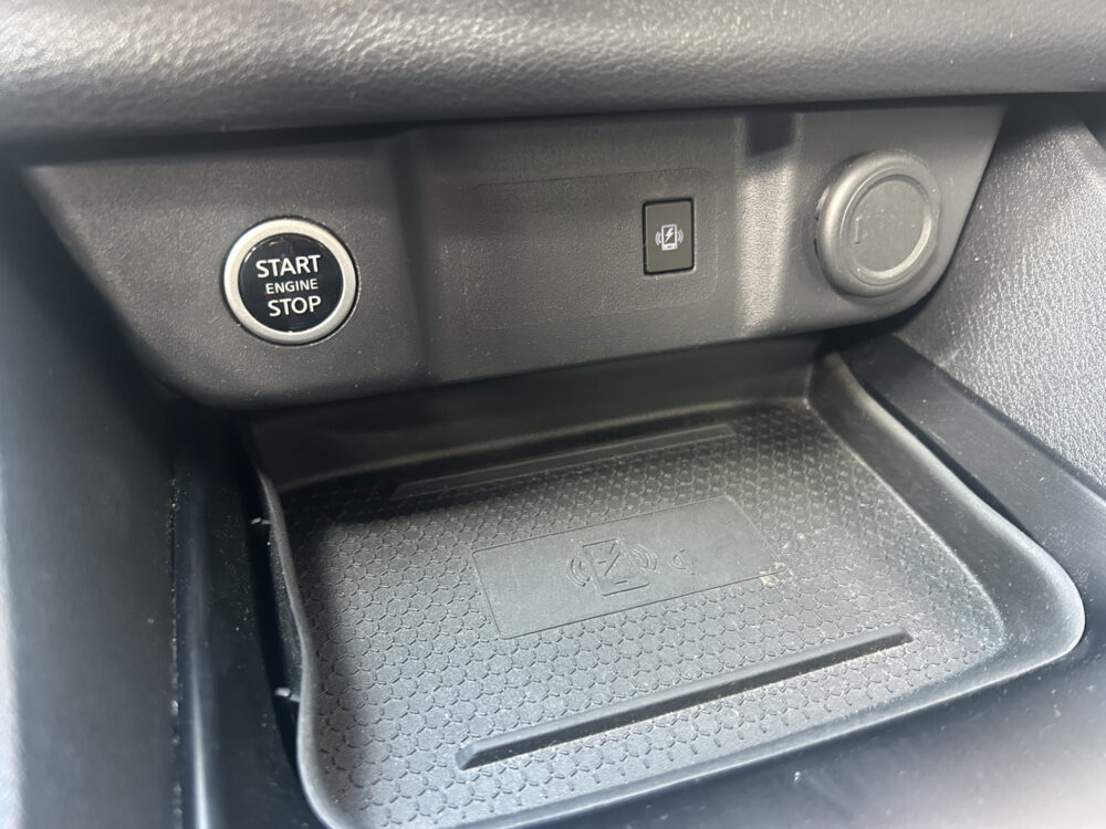 Nissan QASHQAI 1.3 MHEV Xtronic Acenta // LED // APPLE CARPLAY / ANDROID AUTO // ADAPTIVE CRUISE // CAMERA // KEYLESS 18
