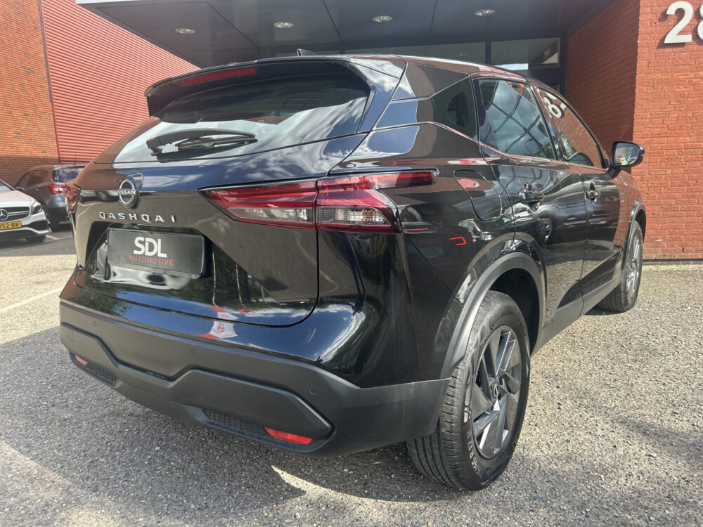 Nissan QASHQAI 1.3 MHEV Xtronic Acenta // LED // APPLE CARPLAY / ANDROID AUTO // ADAPTIVE CRUISE // CAMERA // KEYLESS 2