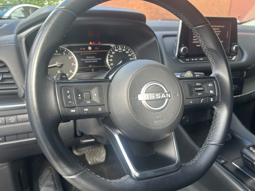 Nissan QASHQAI 1.3 MHEV Xtronic Acenta // LED // APPLE CARPLAY / ANDROID AUTO // ADAPTIVE CRUISE // CAMERA // KEYLESS 6