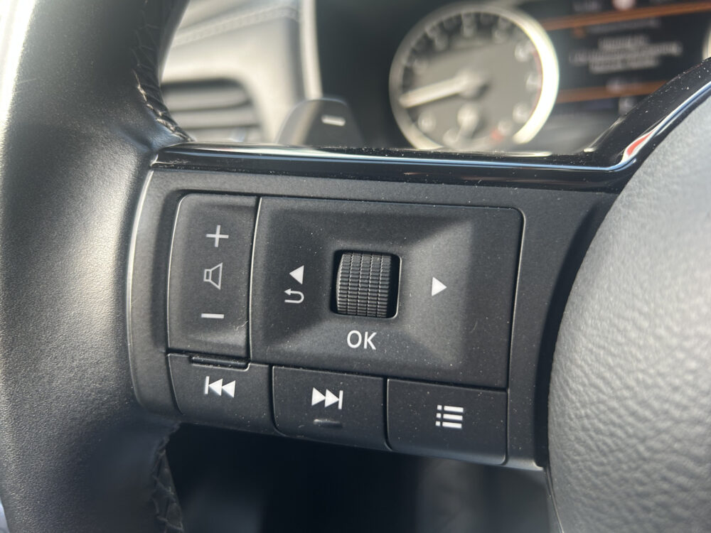 Nissan QASHQAI 1.3 MHEV Xtronic Acenta // LED // APPLE CARPLAY / ANDROID AUTO // ADAPTIVE CRUISE // CAMERA // KEYLESS 9