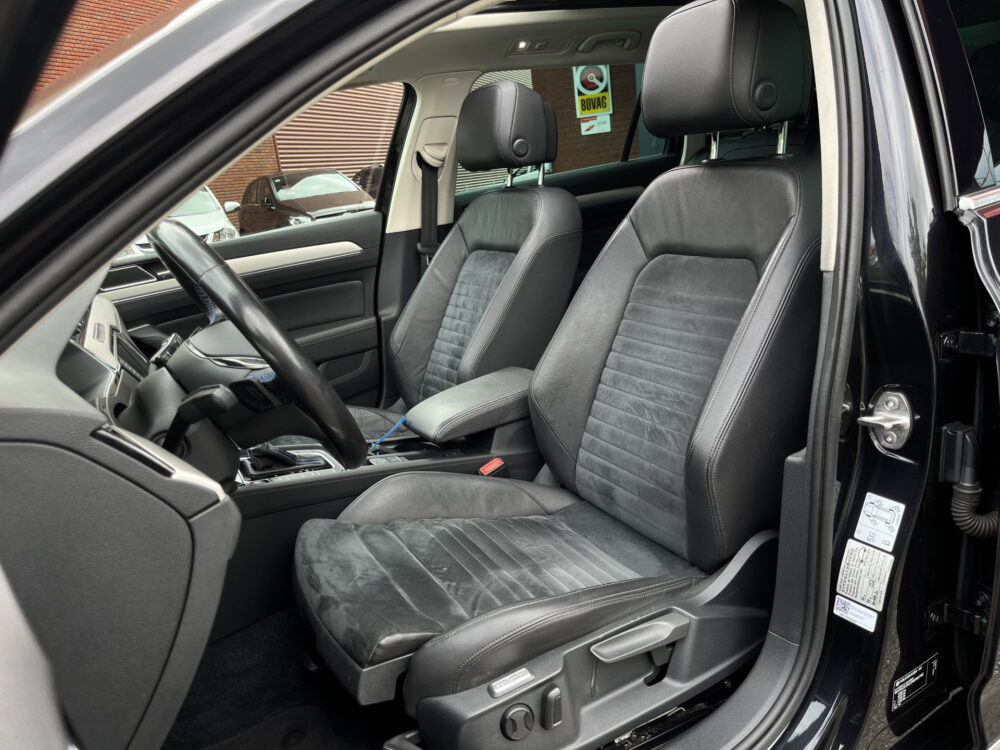 Volkswagen Passat Variant 1.4 TSI GTE // VIRTUAL COCKPIT // HALF LEDER-ALCANTARA // ADAPT. CRUISE // SCHUIF-KANTELDAK // KEYLESS // CAMERA // ELEK 20