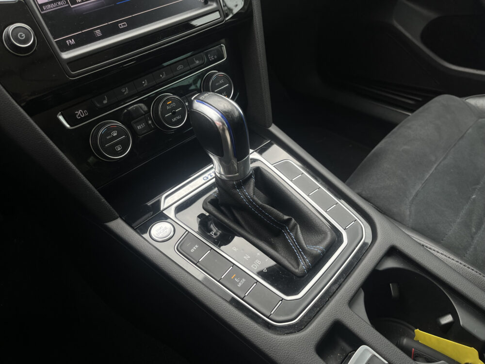 Volkswagen Passat Variant 1.4 TSI GTE // VIRTUAL COCKPIT // HALF LEDER-ALCANTARA // ADAPT. CRUISE // SCHUIF-KANTELDAK // KEYLESS // CAMERA // ELEK 29