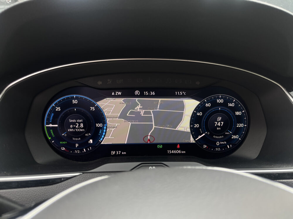 Volkswagen Passat Variant 1.4 TSI GTE // VIRTUAL COCKPIT // HALF LEDER-ALCANTARA // ADAPT. CRUISE // SCHUIF-KANTELDAK // KEYLESS // CAMERA // ELEK 6