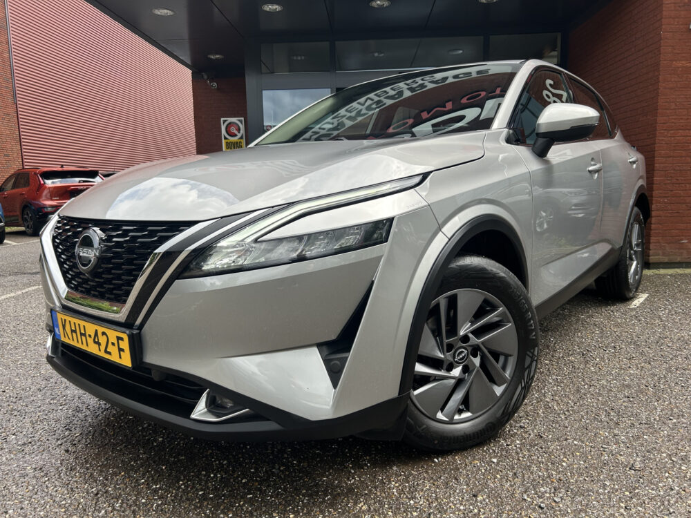 Nissan QASHQAI 1.3 MHEV Xtronic Acenta // LED // APPLE CARLPAY / ANDROID AUTO // ADAPTIVE CRUISE // CAMERA // KEYLESS 1
