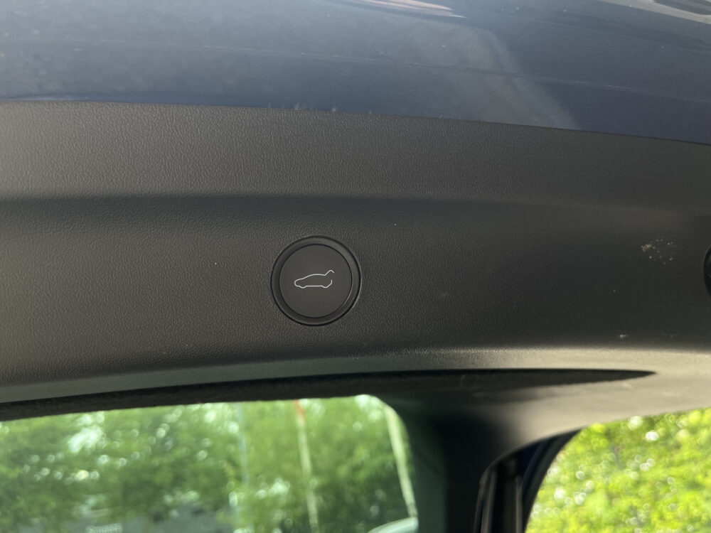 Tesla Model Y RWD 60 kWh 1e EIGENAAR SOH 92% // PANODAK // NAVI // ADAPTIVE CRUISE // CLIMA // AUTOPILOT // 360 CAMERA // LEDEREN BEKLEDING // 15
