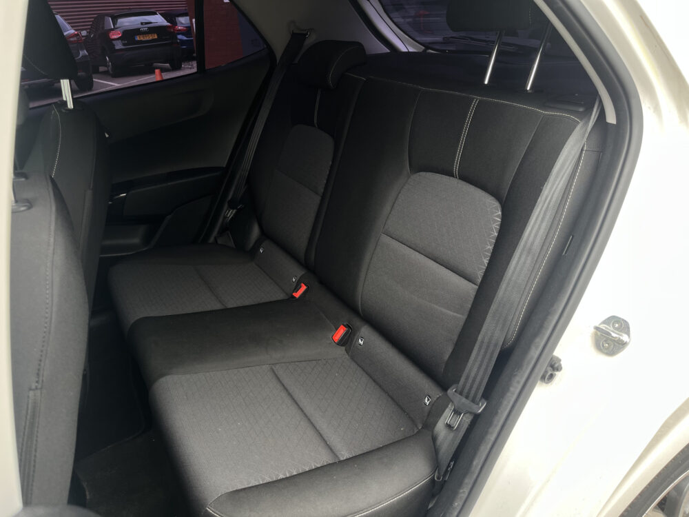 Kia Picanto 1.0 CVVT DynamicPlusLine // NAVI+CARPLAY // CLIMA CONTROL // CRUISE // CAMERA // LED // 13
