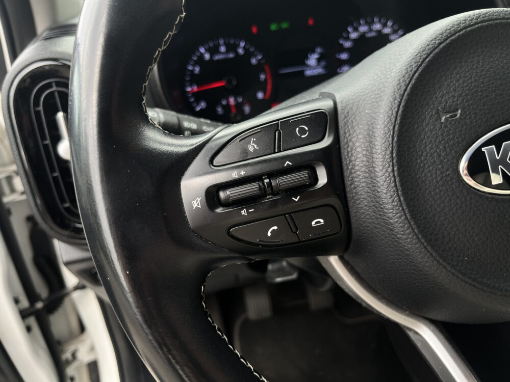 Kia Picanto 1.0 CVVT DynamicPlusLine // NAVI+CARPLAY // CLIMA CONTROL // CRUISE // CAMERA // LED // 17