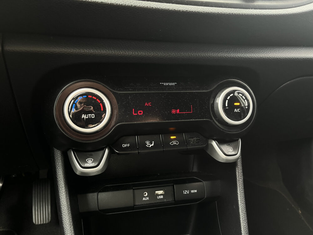 Kia Picanto 1.0 CVVT DynamicPlusLine // NAVI+CARPLAY // CLIMA CONTROL // CRUISE // CAMERA // LED // 21