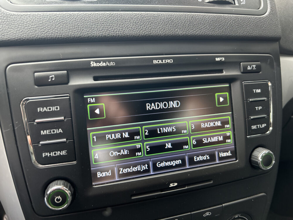 Škoda Yeti 1.2 TSI Ambition // CRUISE // AIRCO // BLUETOOTH // TREKHAAK // 14