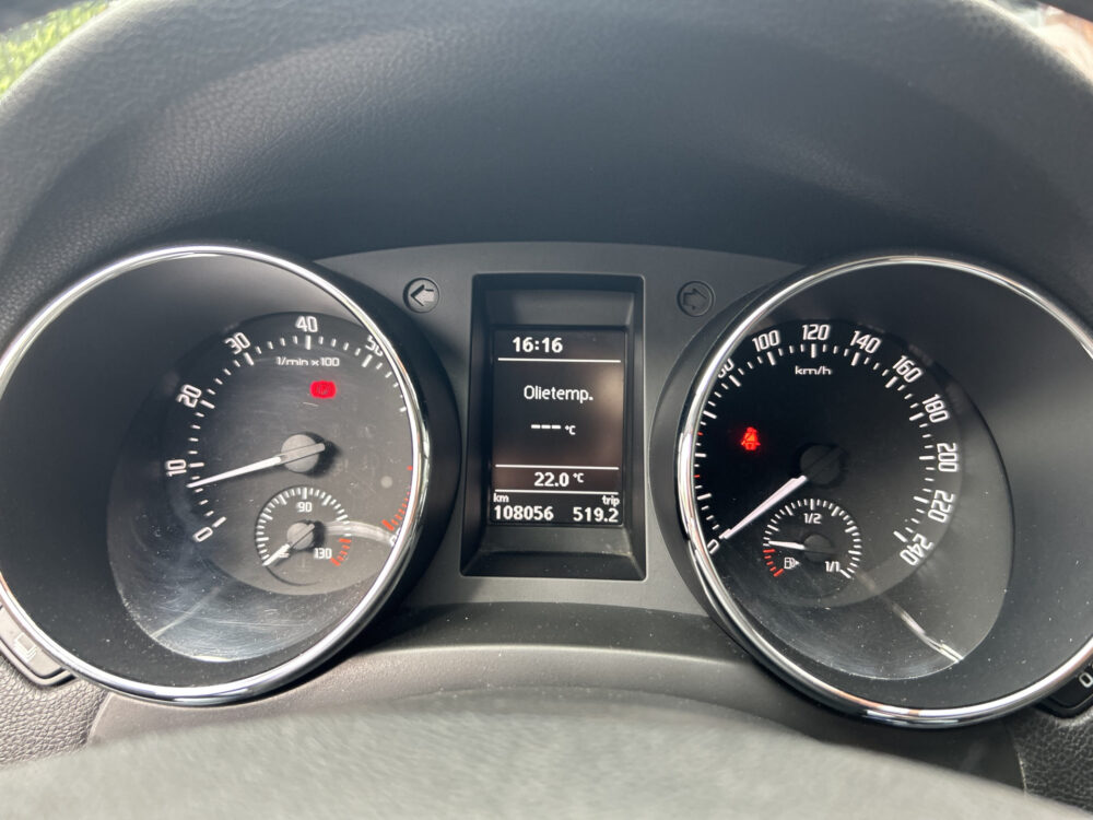 Škoda Yeti 1.2 TSI Ambition // CRUISE // AIRCO // BLUETOOTH // TREKHAAK // 29