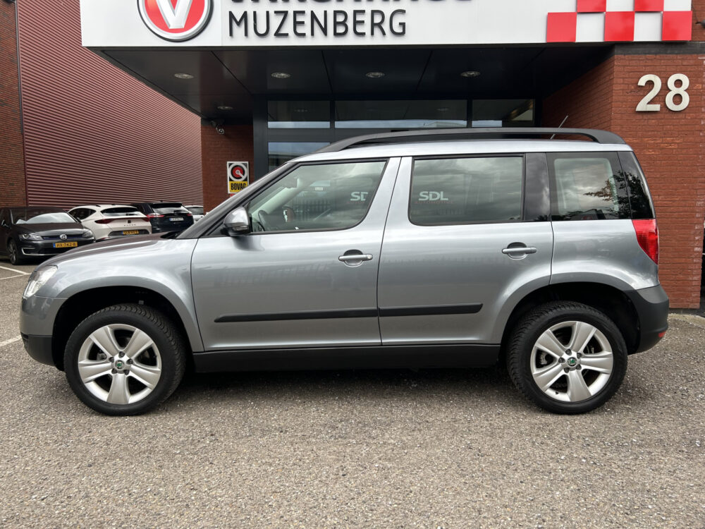 Škoda Yeti 1.2 TSI Ambition // CRUISE // AIRCO // BLUETOOTH // TREKHAAK // 3