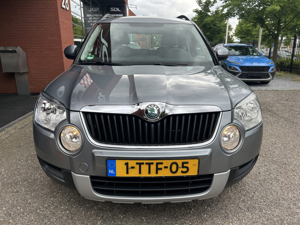 Škoda Yeti 1.2 TSI Ambition // CRUISE // AIRCO // BLUETOOTH // TREKHAAK // 4