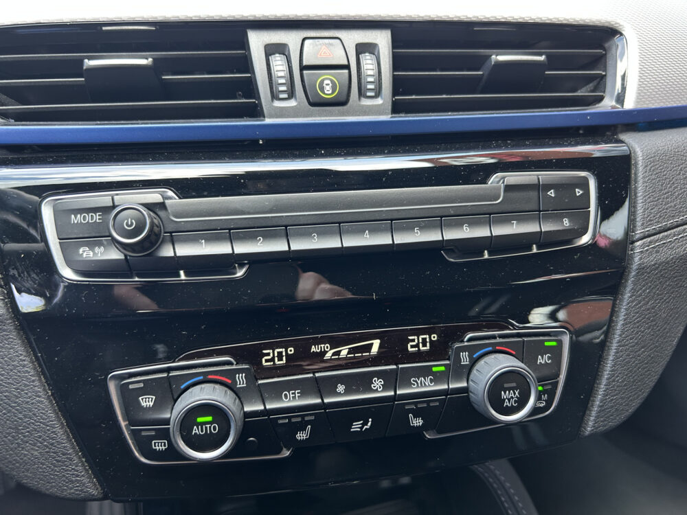 BMW X1 xDrive25e Executive M-Sport 100% SOH!!! // FULL LED // NAVI // SPORTSTOELEN + STOELVERWARMING // PDC // ELEK. KOFFERKLEP 19