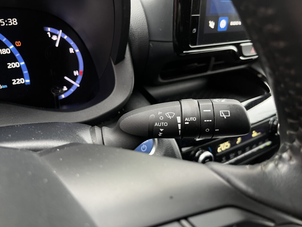 Toyota Yaris Cross 1.5 Hybrid First Edition // ADAPT. CRUISE // LED // KEYLESS // CAMERA // NAVI+CARPLAY // 23