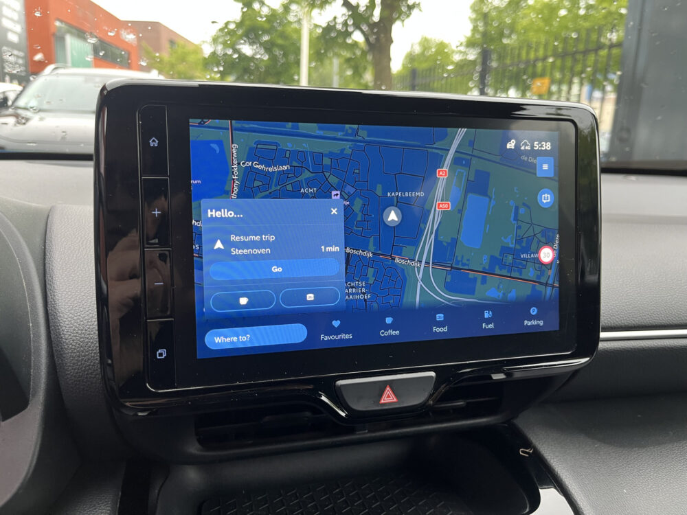 Toyota Yaris Cross 1.5 Hybrid First Edition // ADAPT. CRUISE // LED // KEYLESS // CAMERA // NAVI+CARPLAY // 28