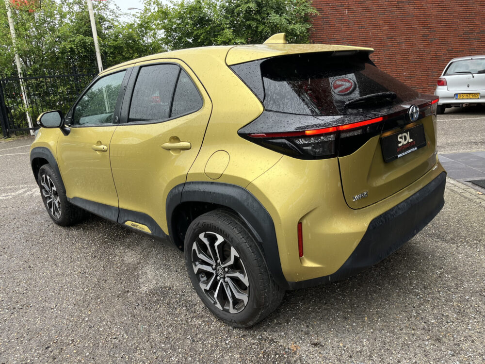 Toyota Yaris Cross 1.5 Hybrid First Edition // ADAPT. CRUISE // LED // KEYLESS // CAMERA // NAVI+CARPLAY // 3