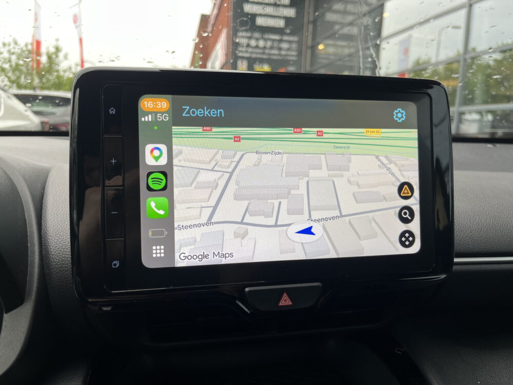 Toyota Yaris Cross 1.5 Hybrid First Edition // ADAPT. CRUISE // LED // KEYLESS // CAMERA // NAVI+CARPLAY // 32