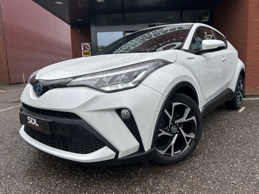 Toyota C-HR 1.8 Hybrid Dynamic 53000KM!! Dealer Auto!! // FULL LED // APPLE CARPLAY / ANDROID AUTO // ADAPTIVE CRUISE // CAMERA // PDC V+A / 1