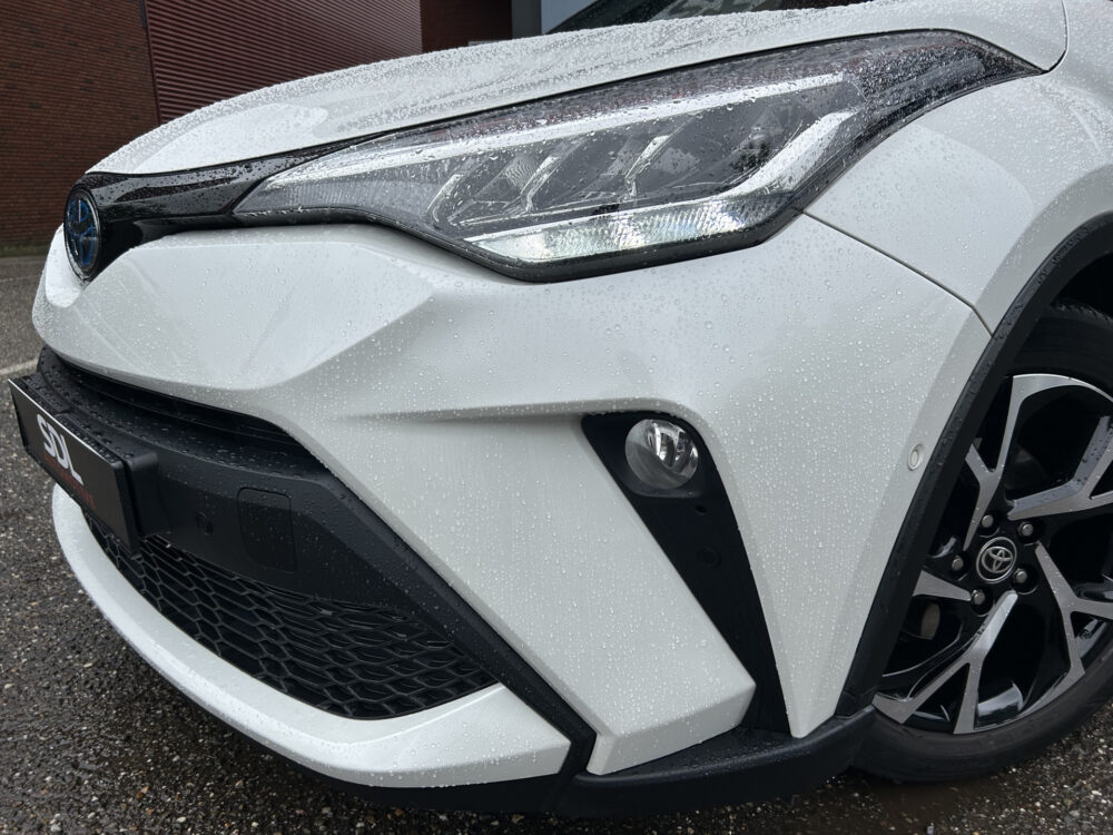 Toyota C-HR 1.8 Hybrid Dynamic 53000KM!! Dealer Auto!! // FULL LED // APPLE CARPLAY / ANDROID AUTO // ADAPTIVE CRUISE // CAMERA // PDC V+A / 24