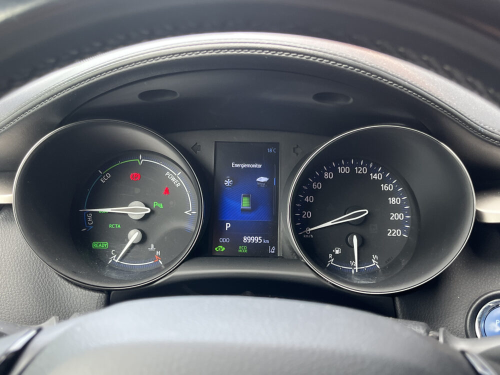 Toyota C-HR 1.8 Hybrid Executive // LED KOPLAMPEN // NAVI // CAMERA // ADAPTIVE CRUISE // STOELVERWARMING // CLIMA // 13