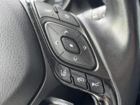 Toyota C-HR 1.8 Hybrid Executive // LED KOPLAMPEN // NAVI // CAMERA // ADAPTIVE CRUISE // STOELVERWARMING // CLIMA // 48