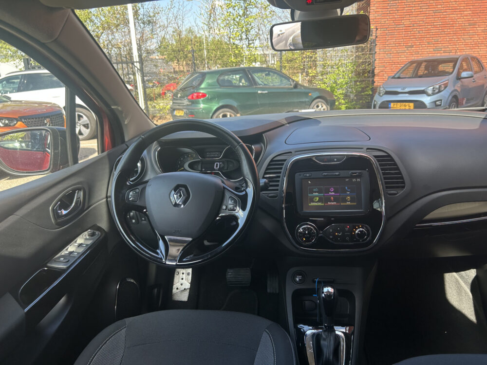 Renault Captur 1.2 TCe Dynamique // NAVI // PDC // CLIMA // CRUISE // TREKHAAK // BLUETOOTH // 7