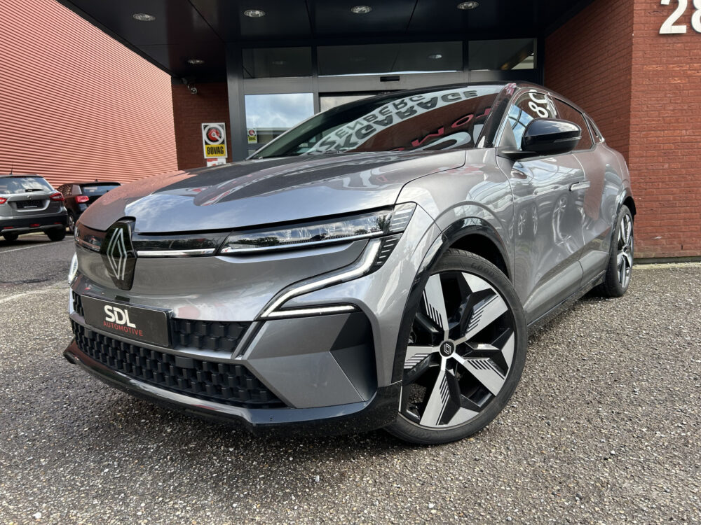 Renault Mégane E-Tech EV40 Boost Charge Techno // GROOT NAVI + CARPLAY // FULL LED // CAMERA // CLIMA // STOEL + STUURWIELVERWARMING // SFEERVE 1