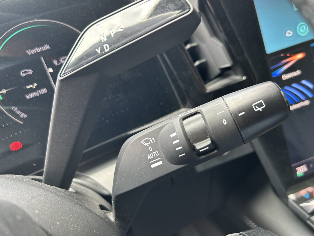 Renault Mégane E-Tech EV40 Boost Charge Techno // GROOT NAVI + CARPLAY // FULL LED // CAMERA // CLIMA // STOEL + STUURWIELVERWARMING // SFEERVE 13