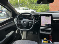 Renault Mégane E-Tech EV40 Boost Charge Techno // GROOT NAVI + CARPLAY // FULL LED // CAMERA // CLIMA // STOEL + STUURWIELVERWARMING // SFEERVE 41
