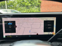 Renault Mégane E-Tech EV40 Boost Charge Techno // GROOT NAVI + CARPLAY // FULL LED // CAMERA // CLIMA // STOEL + STUURWIELVERWARMING // SFEERVE 67