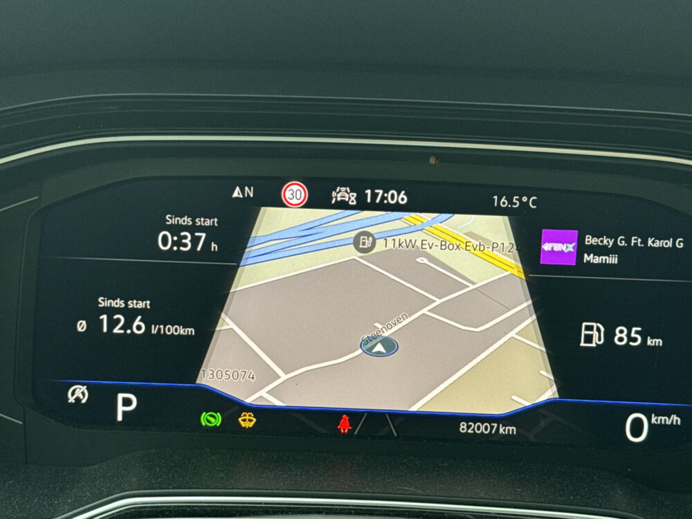Volkswagen Polo 1.0 TSI R-Line Business // NAVI // CAMERA // ADAPTIVE CRUISE // DIGITAAL COCKPIT // STOELVERWARMING // 20