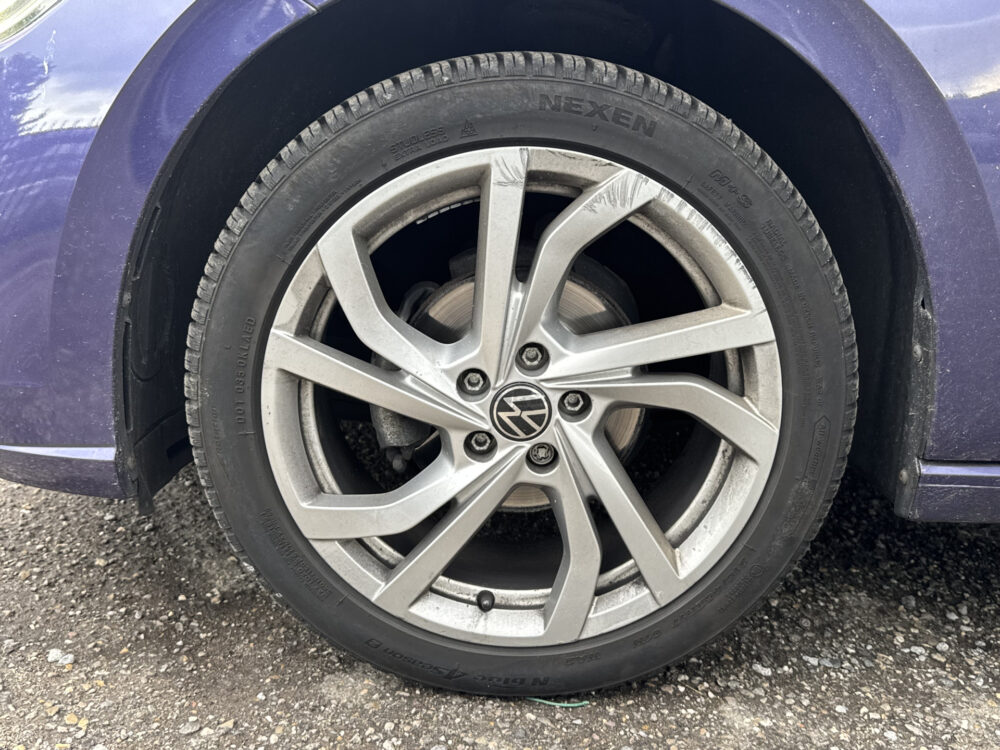 Volkswagen Polo 1.0 TSI R-Line Business // NAVI // CAMERA // ADAPTIVE CRUISE // DIGITAAL COCKPIT // STOELVERWARMING // 9