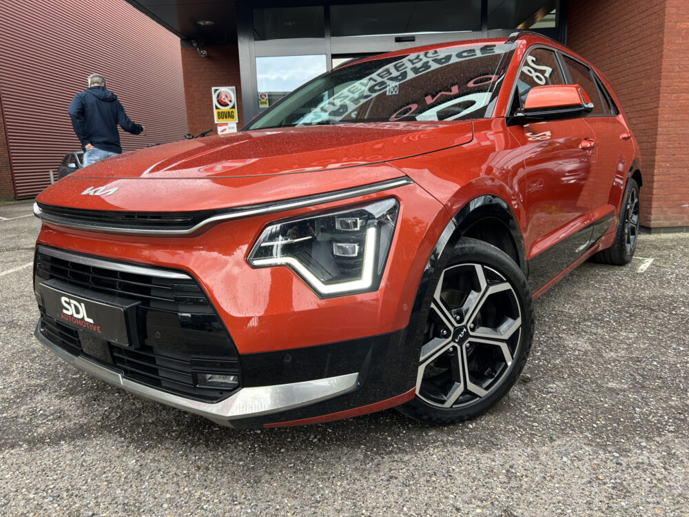 Kia Niro 1.6 GDi Hybrid ExecutiveLine // FULL LED // SCUIFKANTELDAK // HARMAN KARDON AUDIO // NAVI + CARPLAY // CAMERA // MEMORY SEAT 1