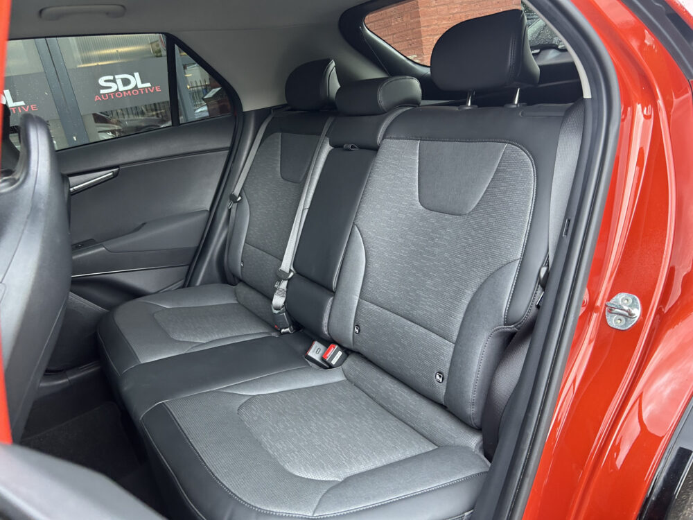 Kia Niro 1.6 GDi Hybrid ExecutiveLine // FULL LED // SCUIFKANTELDAK // HARMAN KARDON AUDIO // NAVI + CARPLAY // CAMERA // MEMORY SEAT 34