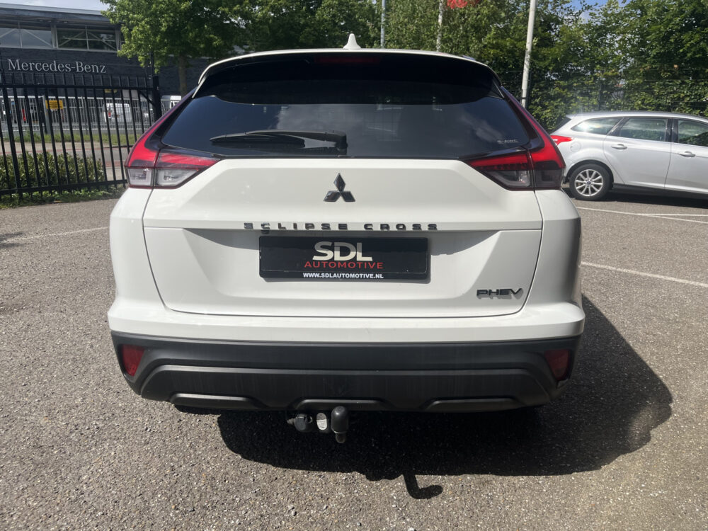 Mitsubishi Eclipse Cross 2.4 PHEV Intense // LED // CAMERA // KEYLESS // CARPLAY // CLIMA // STOELVERWARMING // 5