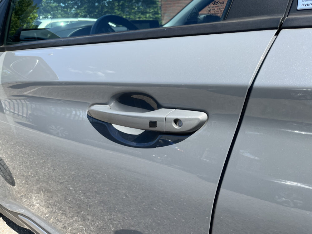Hyundai KONA 1.6 GDI HEV Premium // DODEHOEK // LEDER+ELEK.STOEL // HEAD-UP DISPLAY // KRELL AUDIO // KEYLESS // STOELVERKOELING+VERWARMING / 12