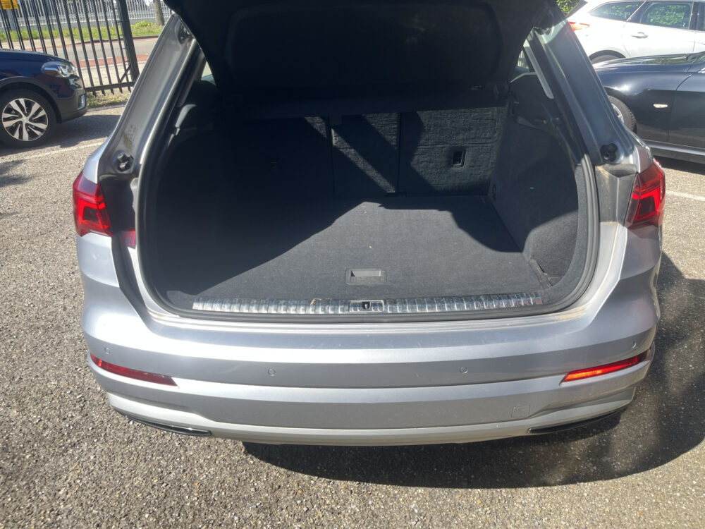 Audi Q3 35 TFSI Pro Line S // ADAPTIV. CRUISE // DODEHOEK // VIRTUAL COCKPIT // FULL LED // NAVI+CARPLAY // STOELVERWARMING // 13