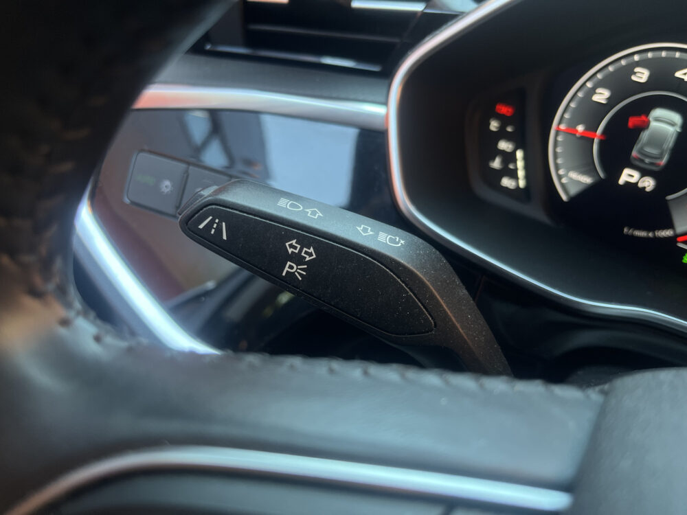 Audi Q3 35 TFSI Pro Line S // ADAPTIV. CRUISE // DODEHOEK // VIRTUAL COCKPIT // FULL LED // NAVI+CARPLAY // STOELVERWARMING // 23