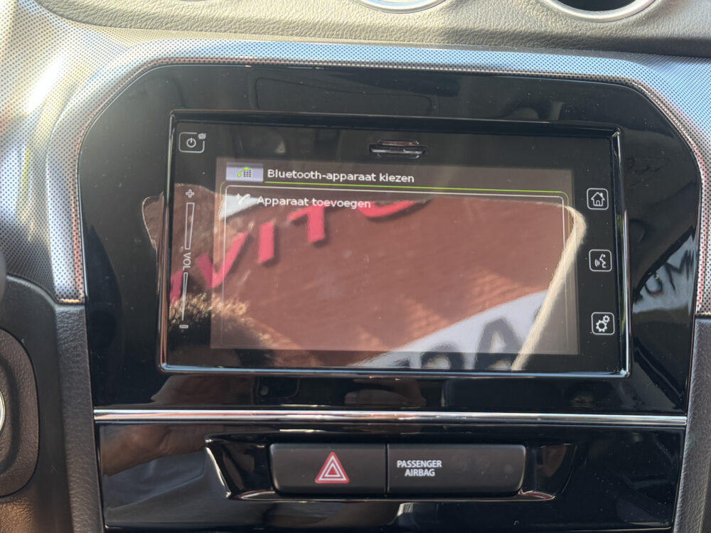 Suzuki Vitara 1.4 Boosterjet Stijl // PANO SCHUIF-DAK // KEYLESS // ADAPTIV. CRUISE // CAMERA+SENSOREN // NAVI+CARPLAY // STOELVERWARMING // 18