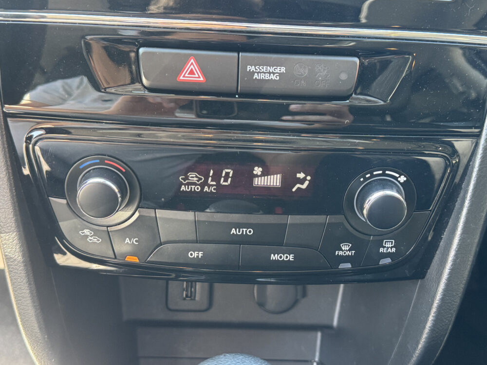 Suzuki Vitara 1.4 Boosterjet Stijl // PANO SCHUIF-DAK // KEYLESS // ADAPTIV. CRUISE // CAMERA+SENSOREN // NAVI+CARPLAY // STOELVERWARMING // 20