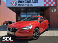 Volvo V40 1.5 T2 Polar+ // MEMORY SEAT // DODEHOEKDETECTIE // LEDER // FULL LED // NAVI // CAMERA // STOELVERWARMING // PDC V+A 33